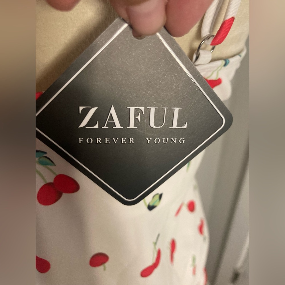 Zaful Cherries Bikini - Picture 4 of 5